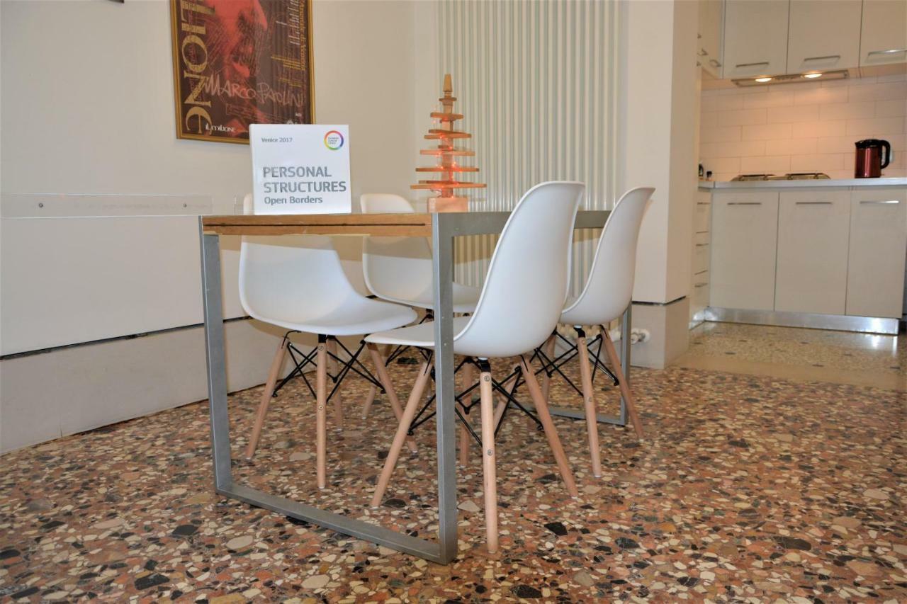 A Casa Di Peplis Apartment Venice Luaran gambar
